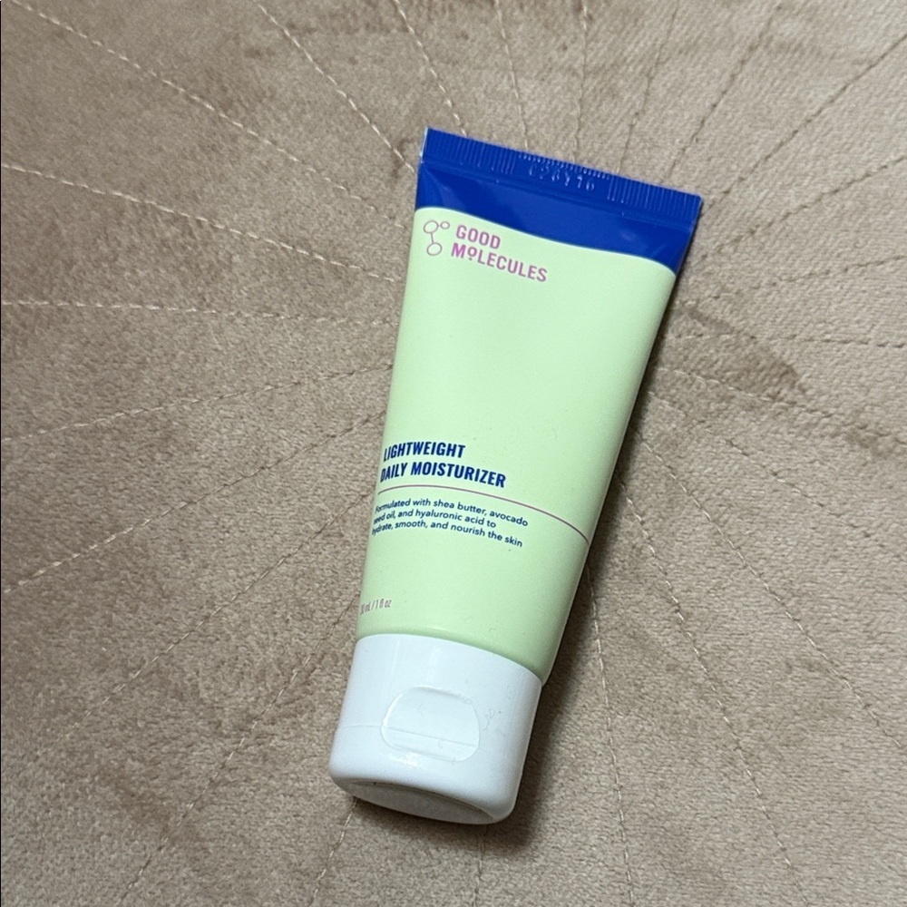 Good Molecules lightweight Daily Moisturizer brand new
